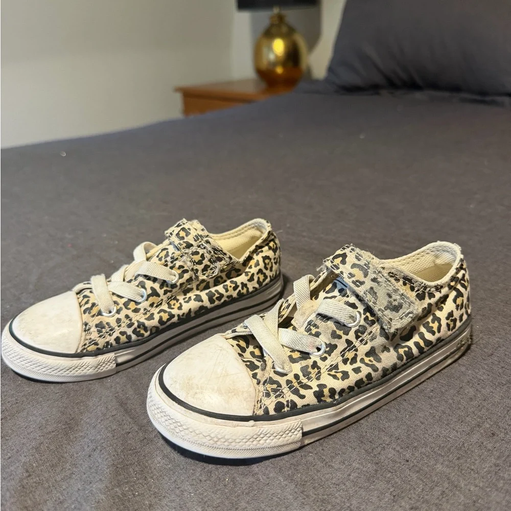 Converse stylish kids